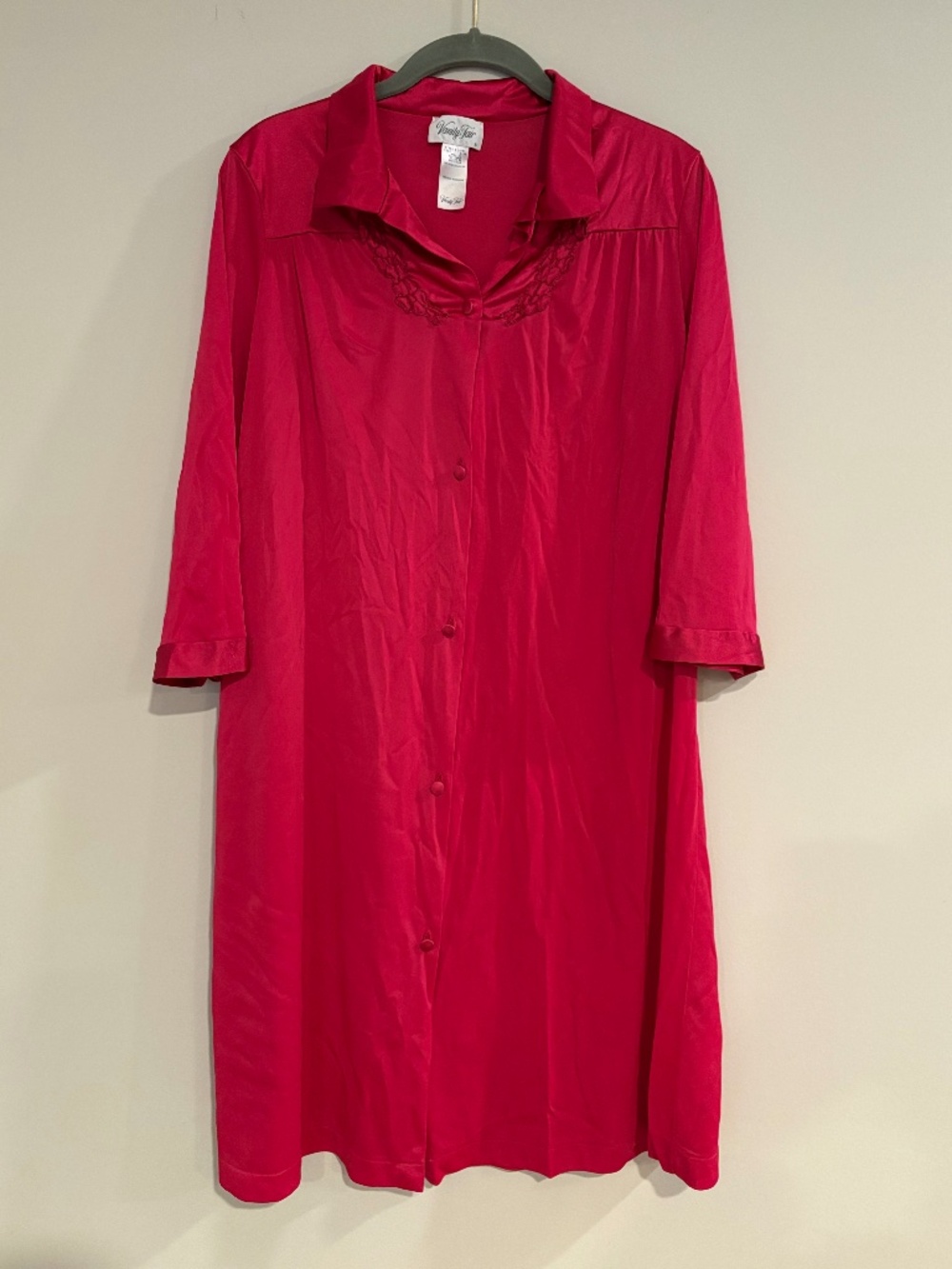 Vintage VANITY FAIR Small Magenta Button Front House Robe Waltz Gown Nylon Satin
